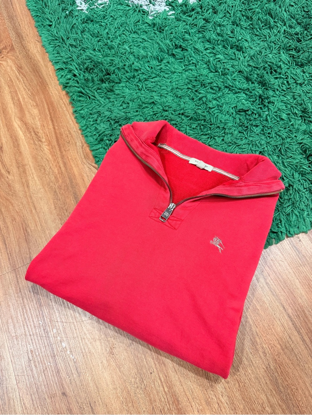 Burberry - Quarter Zip - Red - Size M - PreOwned